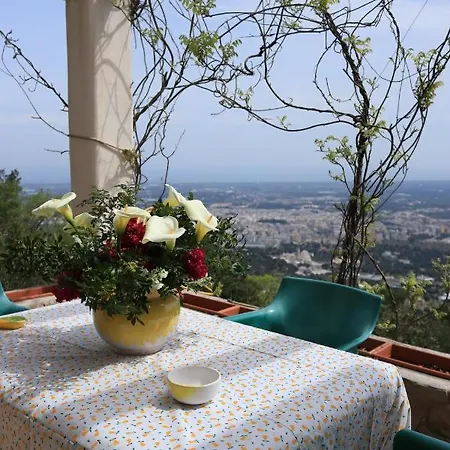 La Terrazza Del Sole Feriehus